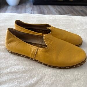 Sabah Men's Handmade Yellow Leather Shoes Size 42 US  10-10.5 Slip On $210